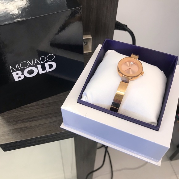 Movado Watch! The Edge in rose gold. - Picture 4 of 4